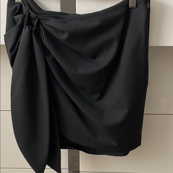 Zara / Aritzia/ - Picture 3 of 16